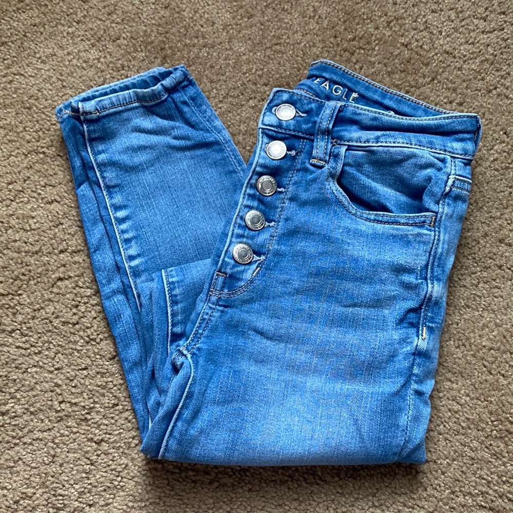 American Eagle Next Level Stretch High Rise Button Up Jeans. Size 2R.